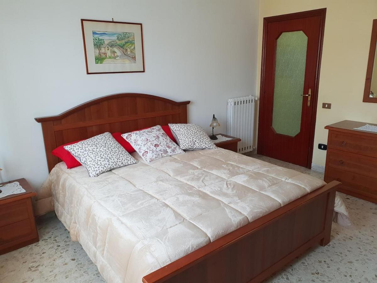 Pitti's House * Nápoles